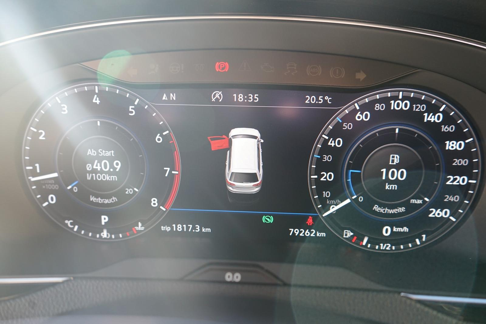 Volkswagen Passat Variant 1.8 TSI DSG R-Line LED Navi ACC