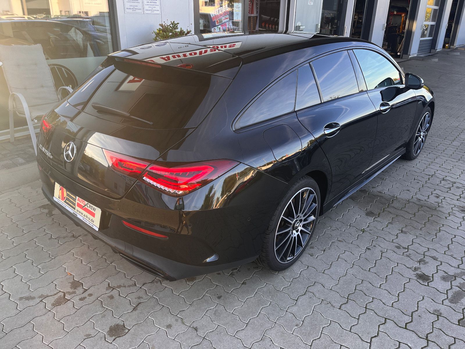 Fahrzeugabbildung Mercedes-Benz CLA   Shooting Brake 250 e  AMG-Line