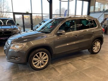 Volkswagen Tiguan Team 4Motion *XENON*PDC*SHZ*FREISPRECH*