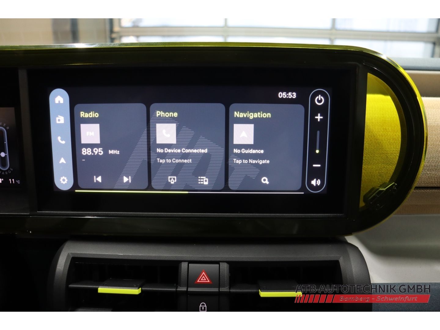 Fahrzeugabbildung Fiat Grande Panda Elektro 44kWh Batterie La Prima Win