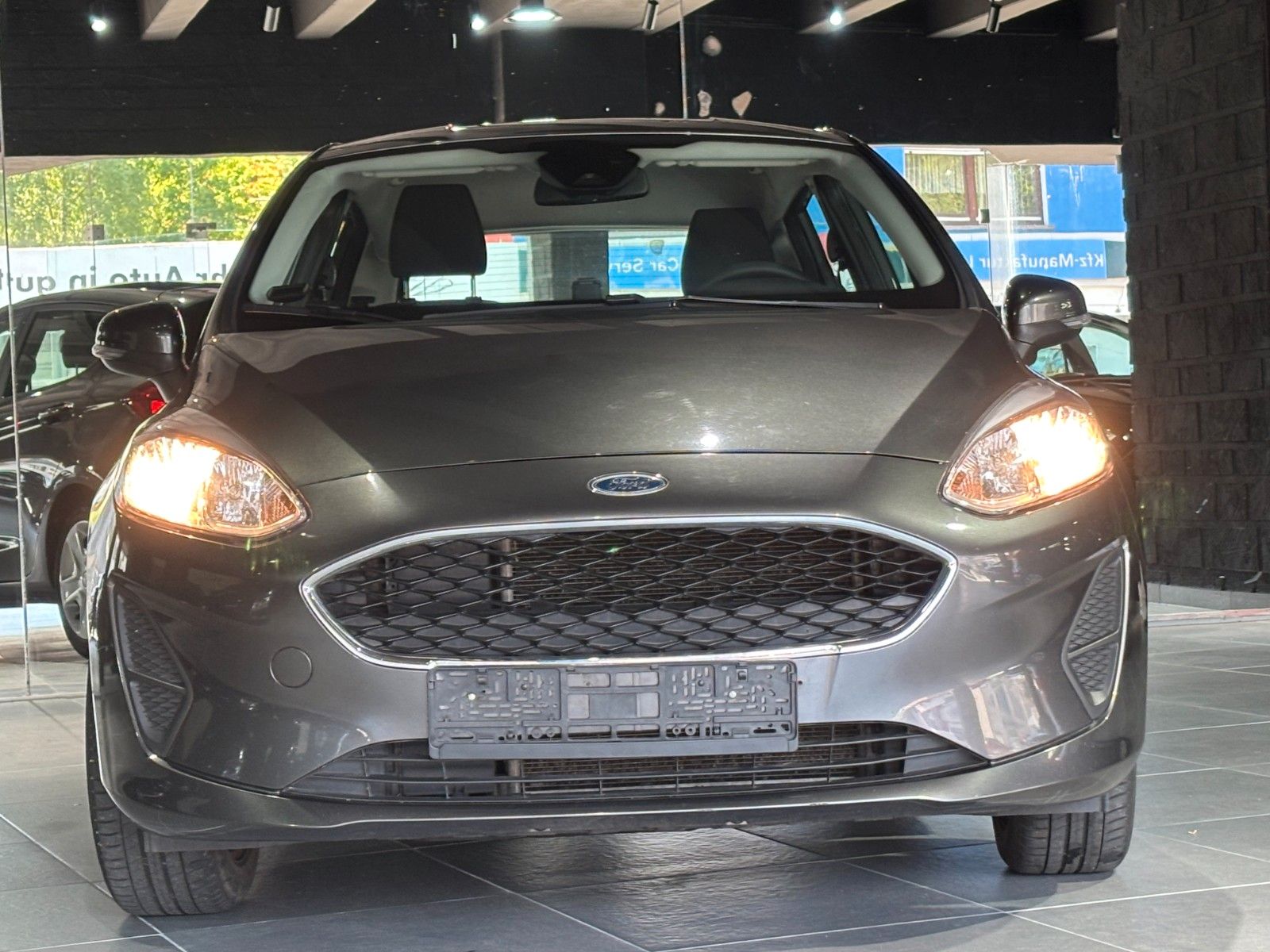 Fahrzeugabbildung Ford Fiesta Cool & Connect /Easy-Driver-Paket/TÜV NEU