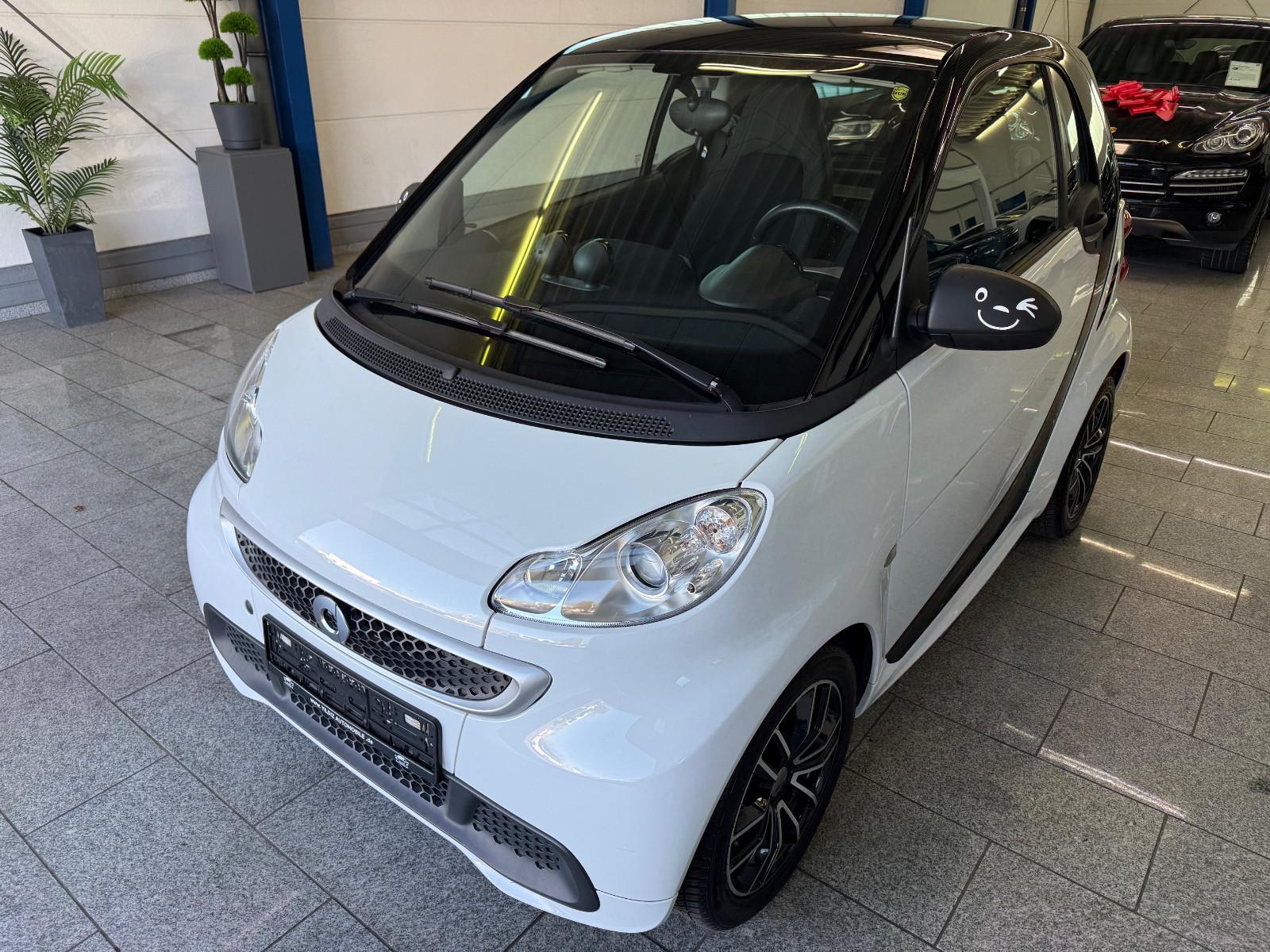 Smart ForTwo 1.0 MHD*AUT*PAN*SERV*SHZ*SOUND*CARPL*NAVI