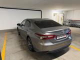 Toyota Camry 2.5 HSD Premium (Japan). Top Zustand! - Toyota Camry: 2.5