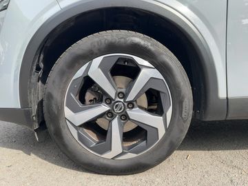 Nissan Qashqai 1.3 DIG-T Premier Limited Edit158PS NAVI