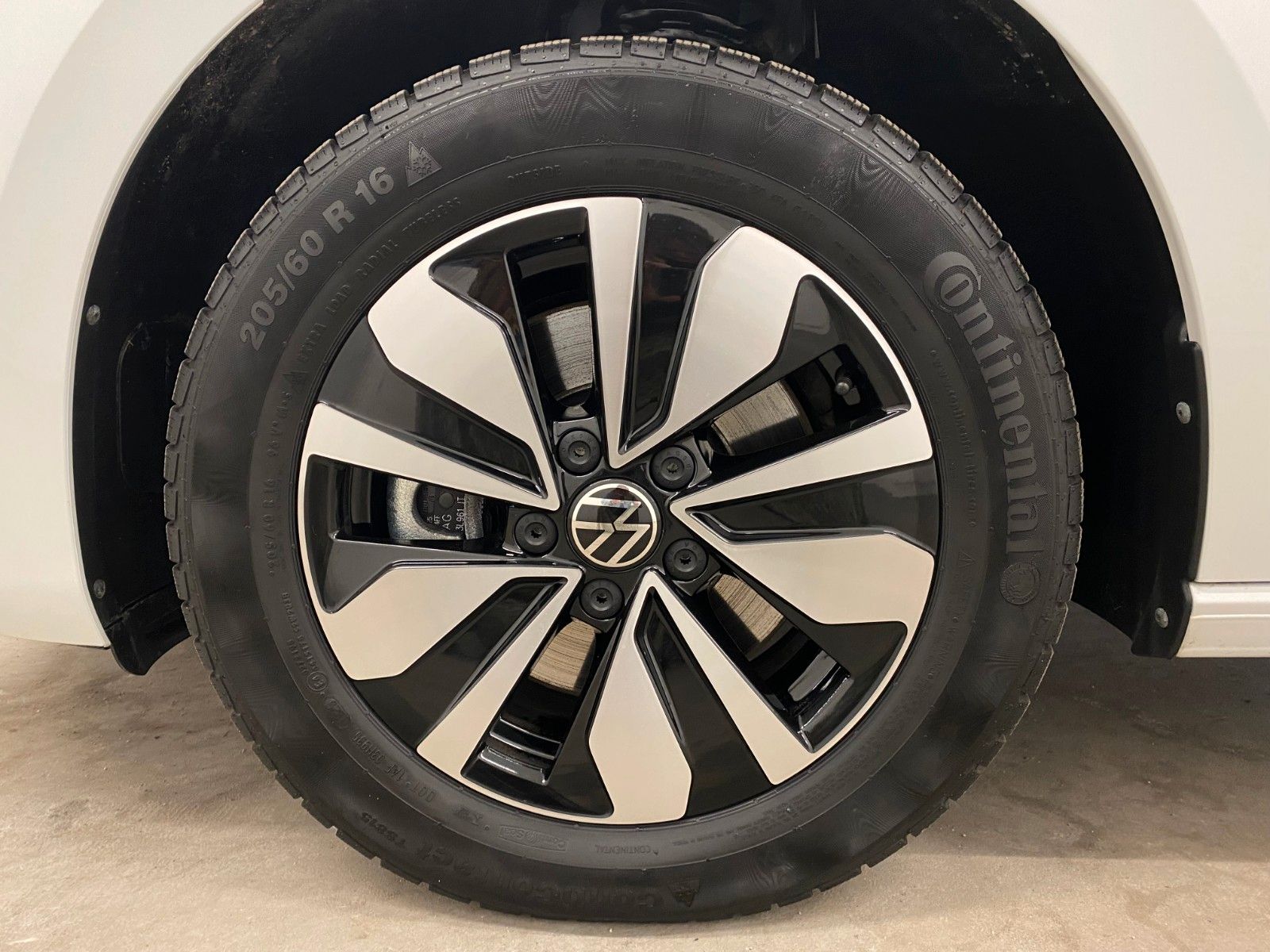 Volkswagen Touran - Bild 6
