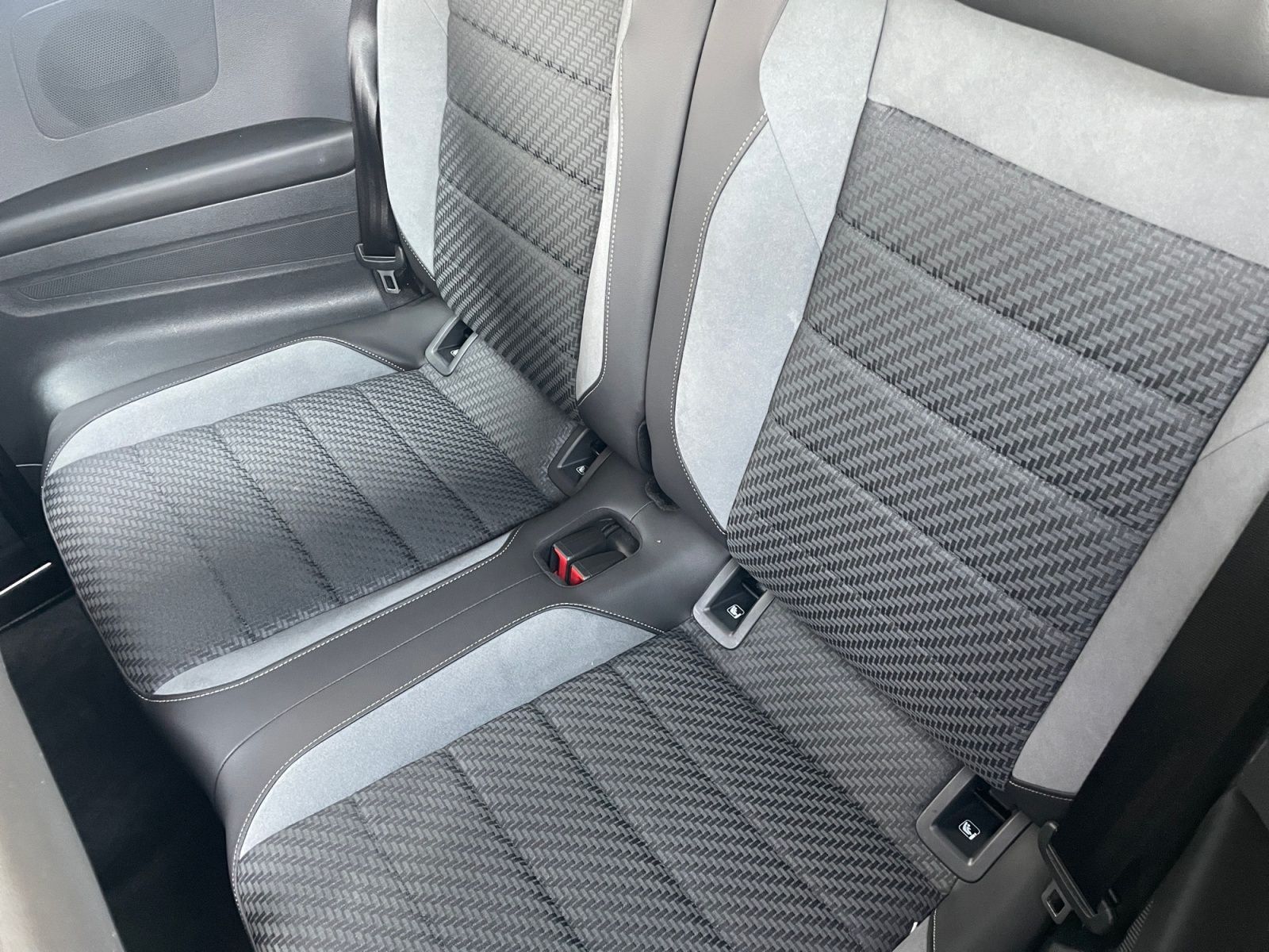 Volkswagen T-Roc - Bild 14