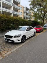 Mercedes-Benz CLA 200 d AHK/Night/CarPlay/Ambnt - Mercedes-Benz CLA 200 Gebrauchtwagen in Stuttgart