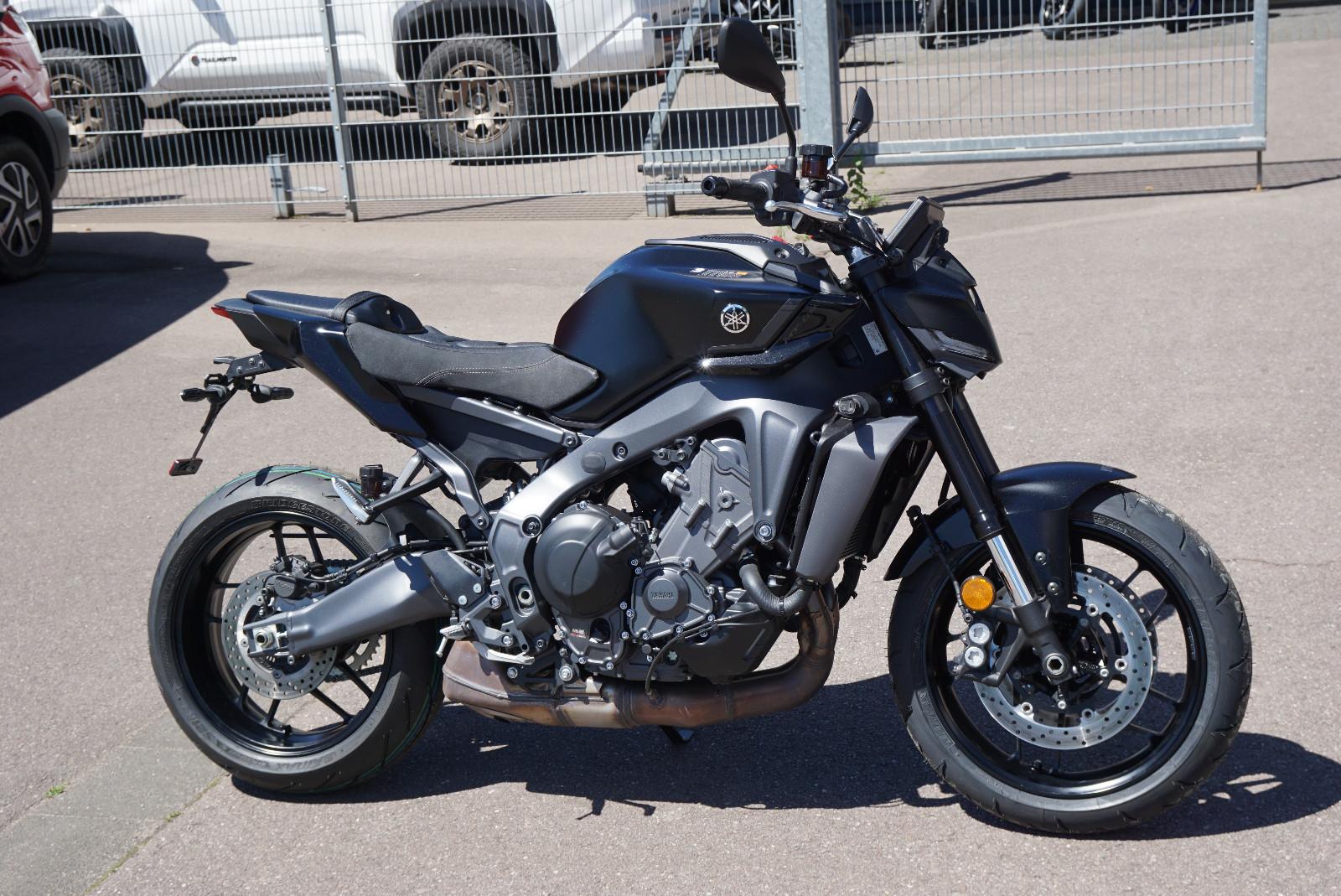 Yamaha MT-09, 1.Hand, Top Zustand! MT09 RN87