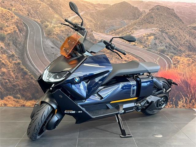 BMW CE 04 Style Avantgarde + Schnellladegerä