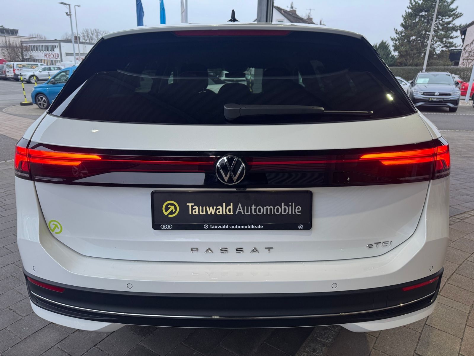 Volkswagen Passat Variant - Bild 6