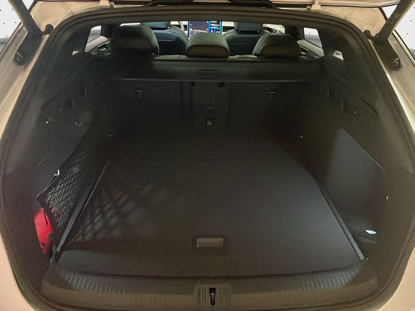 Volkswagen ID.7 GTX Tourer 4MOTION 250 kW (340 PS) 86 kWh 1
