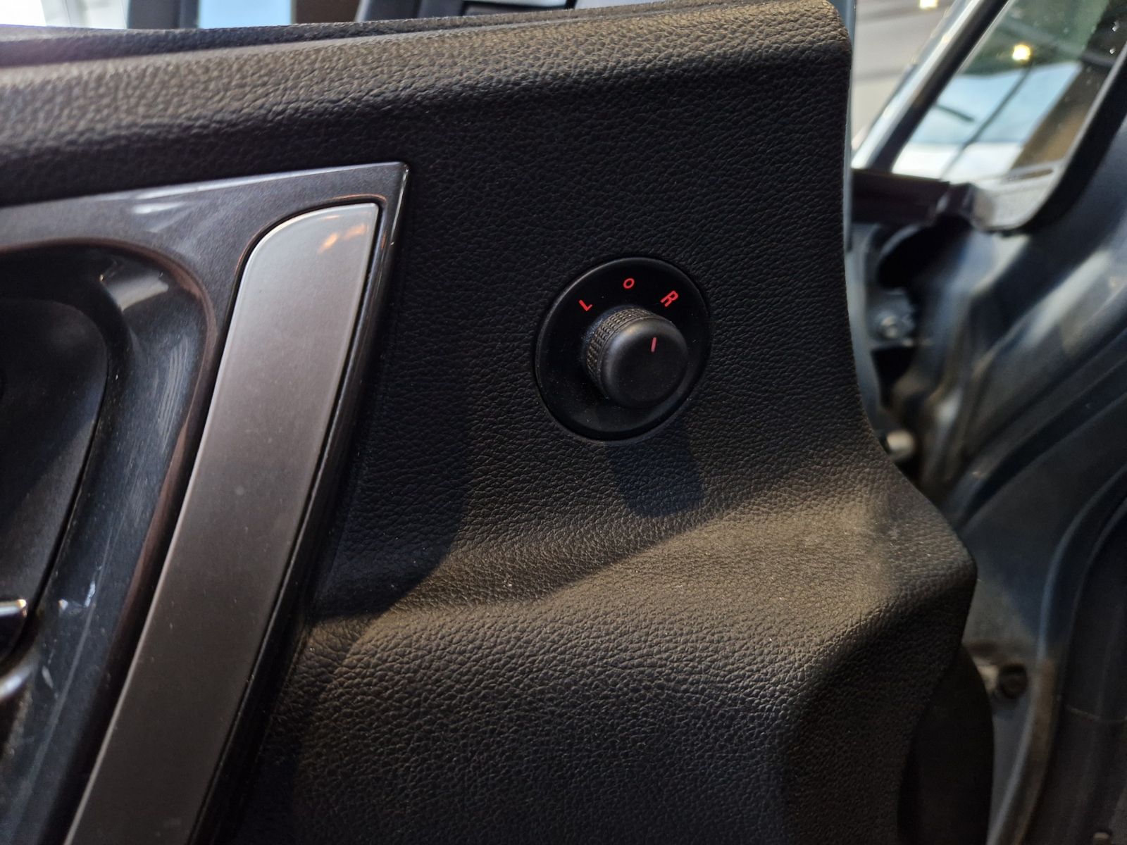 Fahrzeugabbildung Opel Astra J Sports Tourer Innovation XENON NAVI