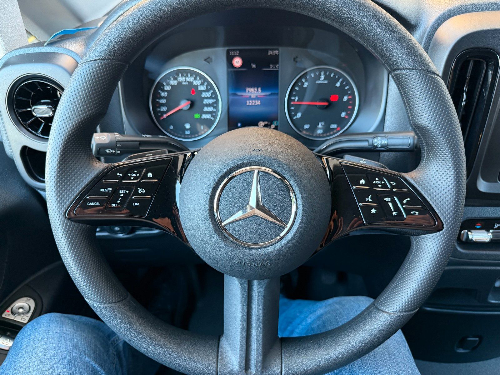 Fahrzeugabbildung Mercedes-Benz Vito 116 CDI AHK2,5to Klima Kamera SHZ