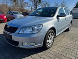 Skoda Octavia Combi 1.6 SHZ Tempomat PDC Tüv 12/26 - Skoda Octavia aus 2009: Kombi