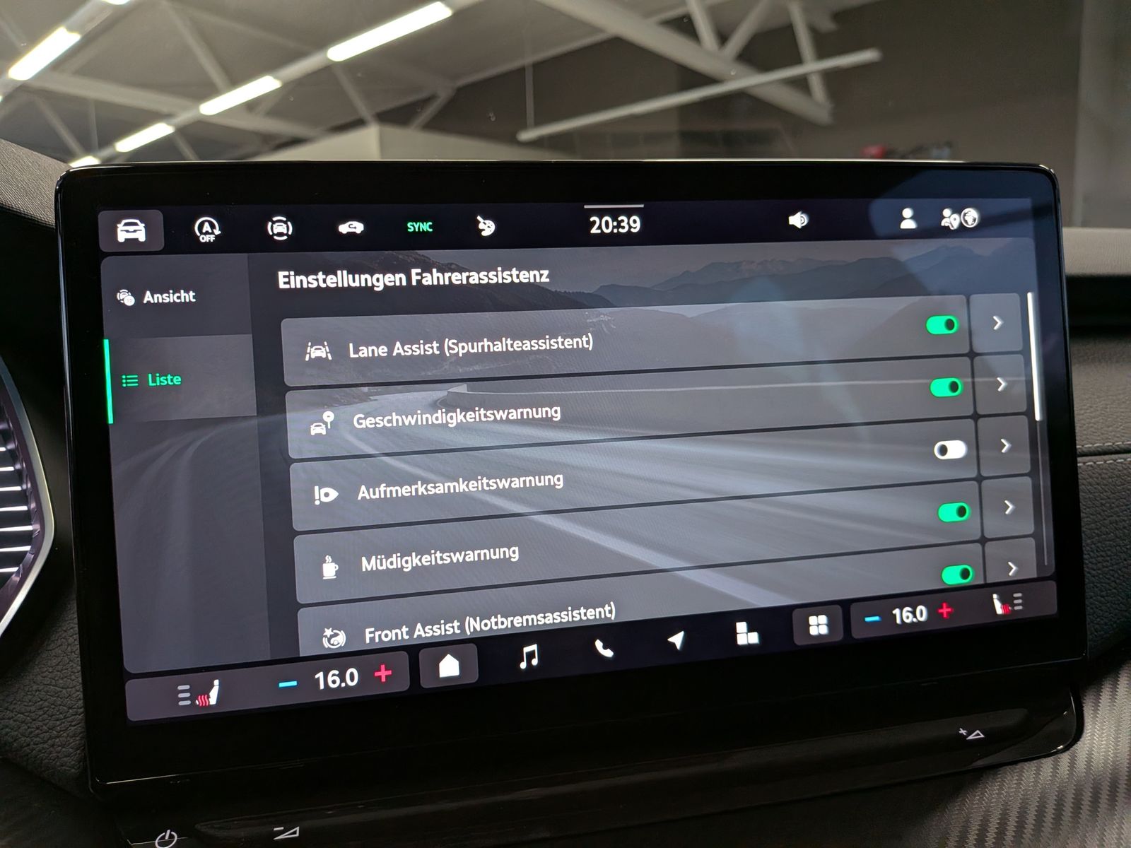 Fahrzeugabbildung SKODA Octavia 2.0 TDI DSG Sportline Matrix 5J-Garantie