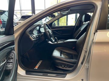 BMW 525d Lim. Aut.*NAVI*PDC*SHZ*STARTSTOP*VOLLLEDER*