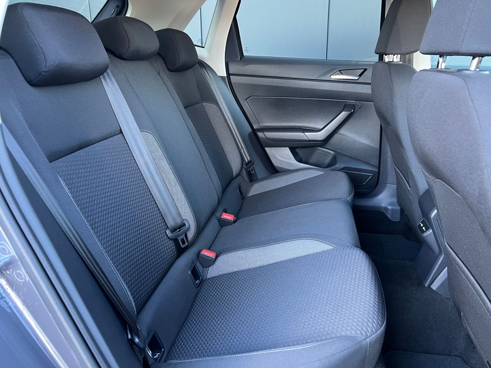 Fahrzeugabbildung Volkswagen Polo 1.0 TSI Life *AppConnect, Sitzheizung, ACC*