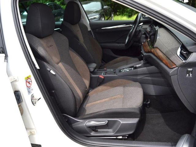 Octavia 2.0 TDI 4x4 DSG Scout AHK/18-ZOLL/MATRIX