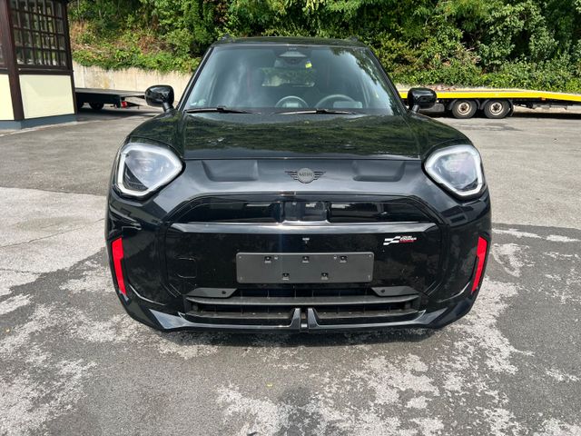 MINI Aceman John Cooper Works E John Cooper Works Tri