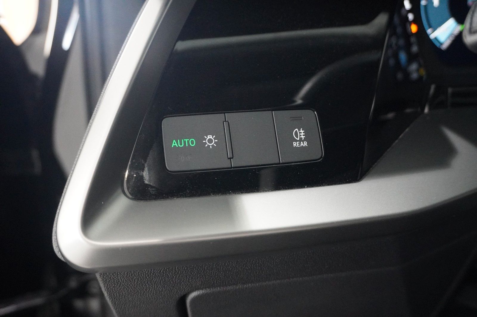 Fahrzeugabbildung Audi A3 Sportback 35 TFSI ADVANCED NAVI/LED/SPORT/DAB