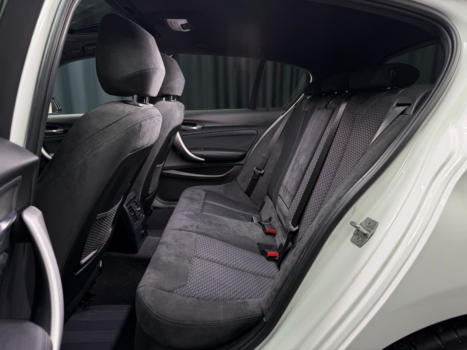 Fahrzeugabbildung BMW M140i xDrive Special Edition|M-PERFORMANCE|1.HD