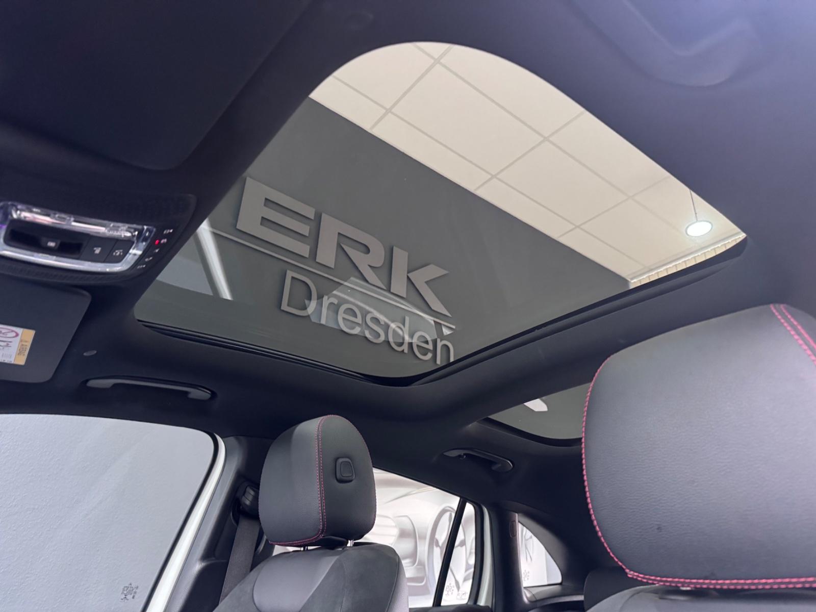 Mercedes-Benz GLA 200 AMG*MEMORY*LED*PANORAMA*AHK*KAMERA