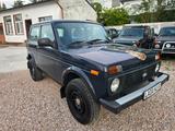 Lada Taiga Lada 4x4*AHK*TÜV Neu*2 Hand* - Lada Taiga: Allradantrieb