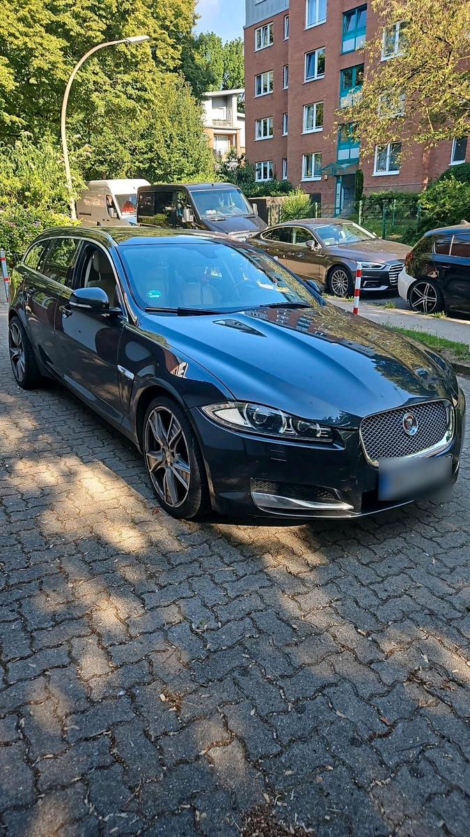 Jaguar XF