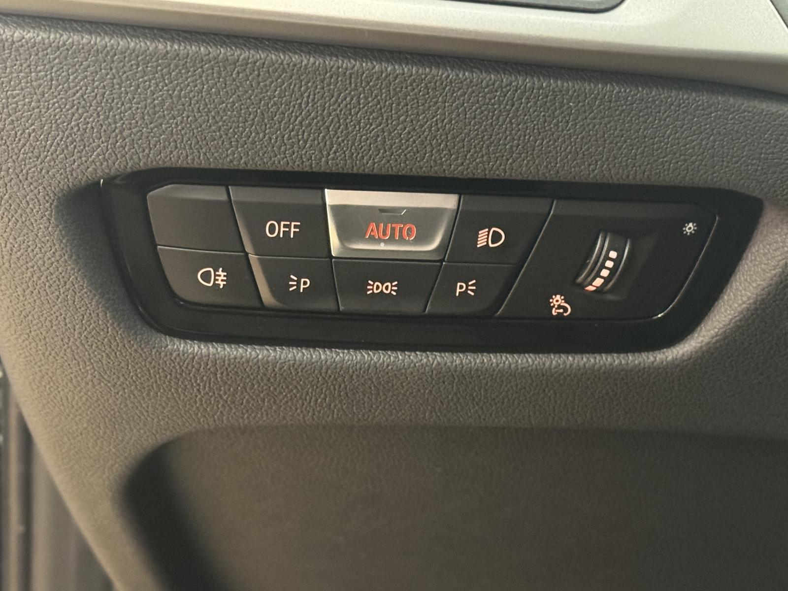 BMW 330 Plug-In*AHK*Live Cockpit Plus*Tempo*SHZ*Navi, миниатюра 15