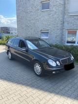 Mercedes-Benz Mercedes E320 Automatik/Xenon/AHK/leder/Sc... - Mercedes-Benz E 320 in Essen