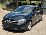Mercedes-Benz A 200 CDI OM651 2.1L Autom. *80tkm*Sportpaket* - gebrauchte Mercedes-Benz A 200 aus dem Jahr 2015