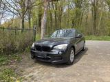 BMW X1 xDrive18d - M Paket, Tüv+Service neu, 8fach  - BMW aus 2011: M1
