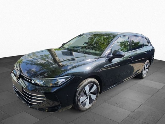 Fahrzeugabbildung Volkswagen Passat BUSINESS 1.5 eTSI DSG AHK SHZ IQDRIVE 360