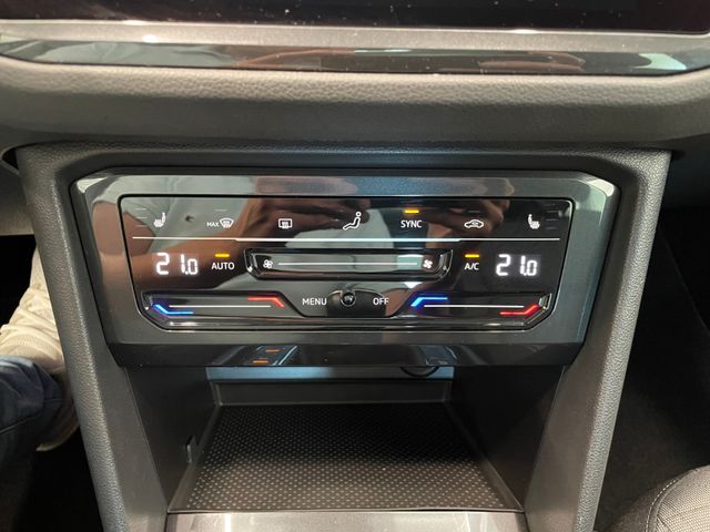 Tiguan Life 1.5 TSI AHK NAVI IQ.LIGHT RFK