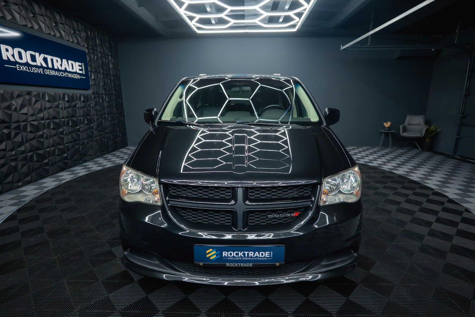 Fahrzeugabbildung Dodge Grand Caravan 3.6 V6 SXT LPG *7 Sitze*TV*Kamera*