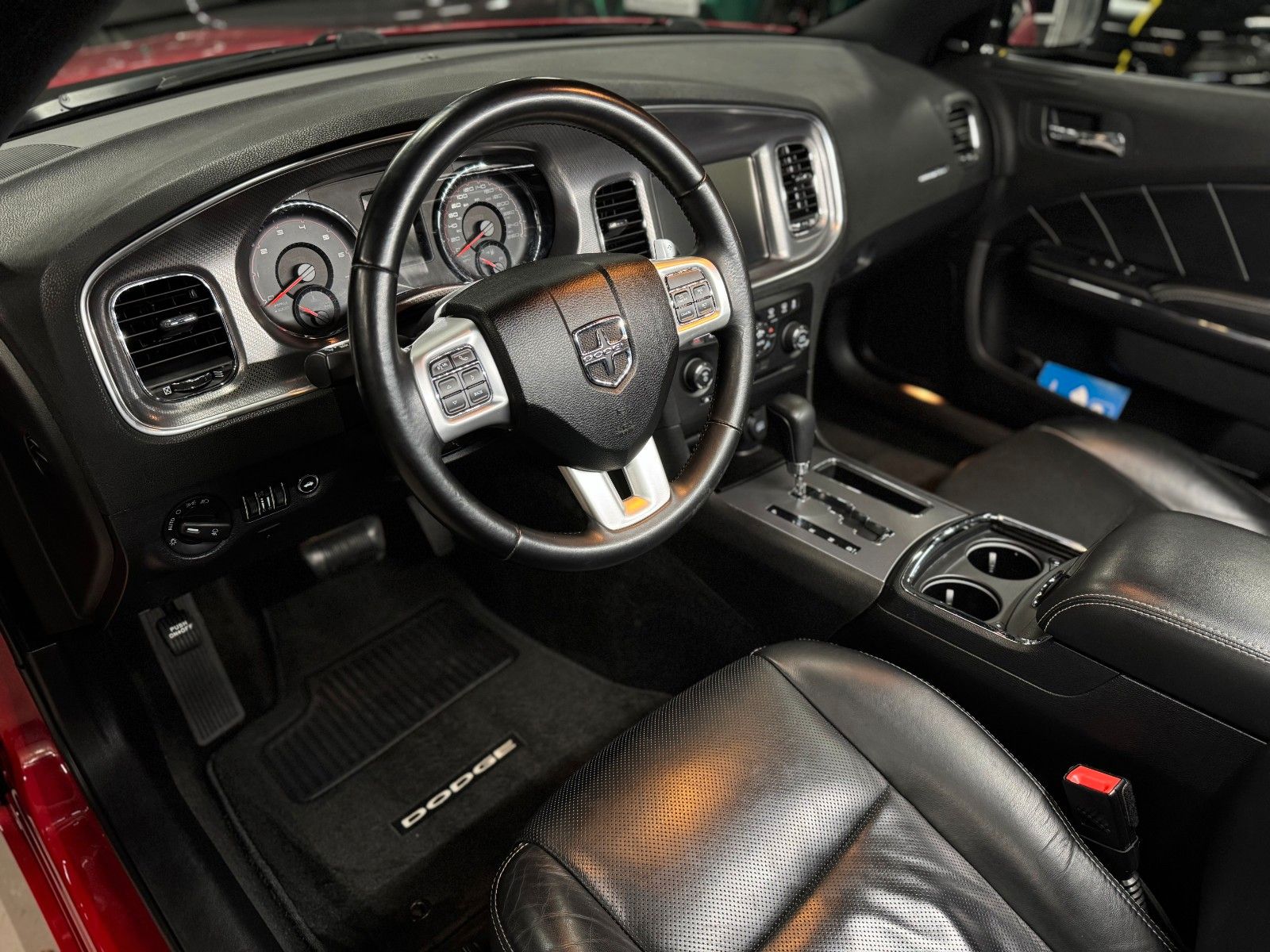 Fahrzeugabbildung Dodge Charger 5,7 R/T "Road-Track" Deutsche EZ