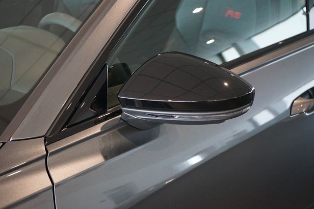 Audi RS6 performance | HuD | Pano | Carbon | B&O