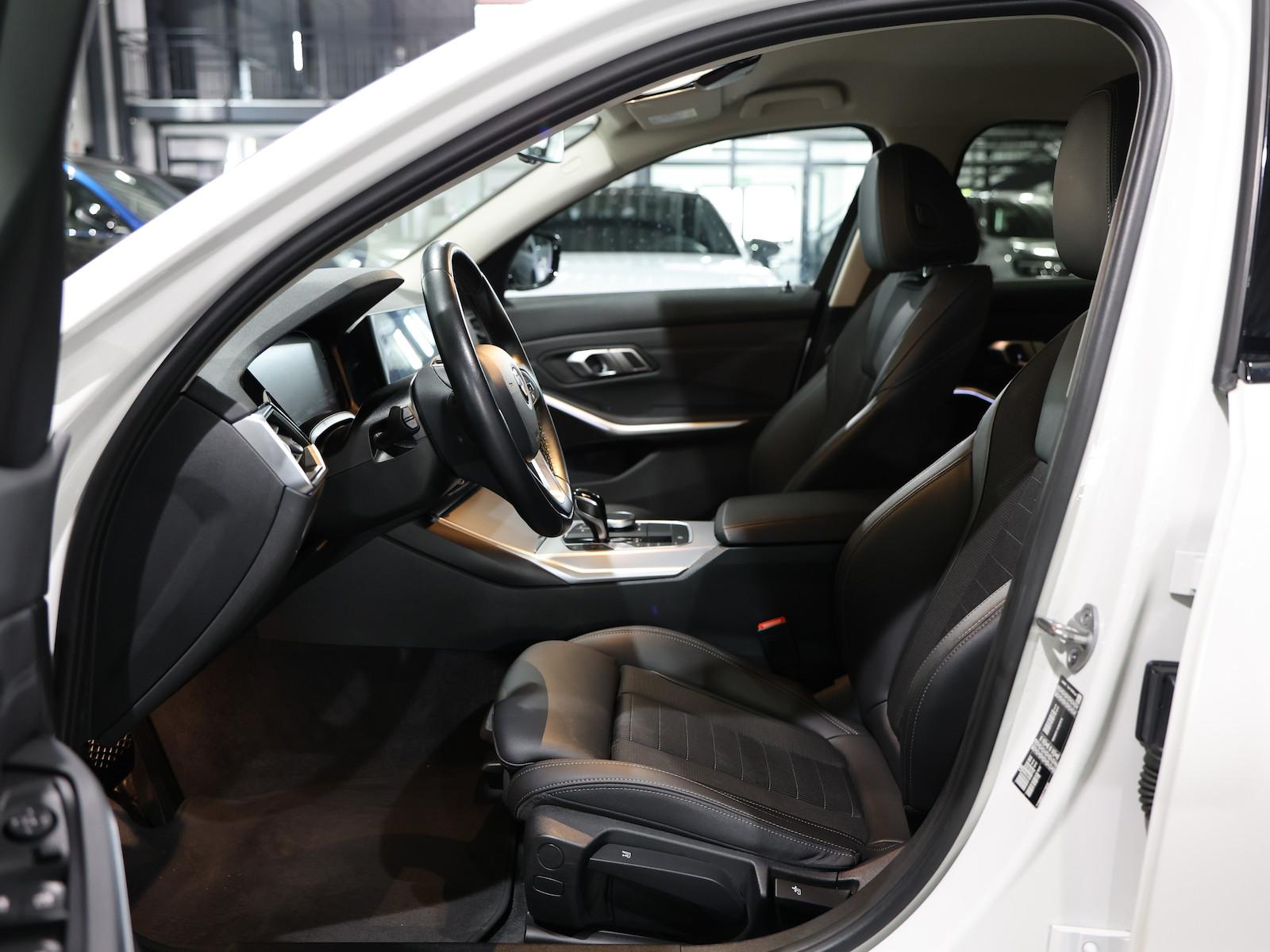 BMW 320 i LIMOUSINE SPORT-LINE SHADOW / LEDER, LIVE+, миниатюра 12