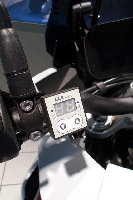 Fahrzeugabbildung BMW S1000XR mit Tourenkoffer