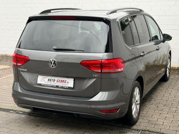 Volkswagen Touran - 2