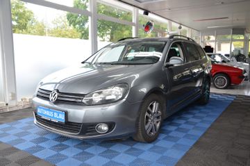 Volkswagen Golf - 1