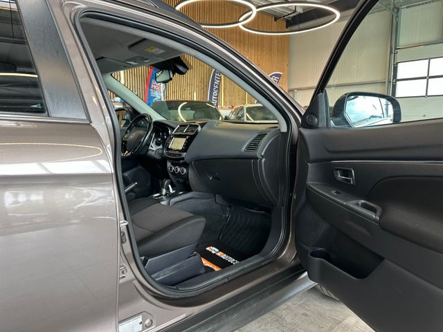 MYAUTOCENTER – Gebraucht- und Jahreswagen mit Werkstattservice in Pfaffenhofen Mitsubishi ASX Edition 100+ 4WD *TÜV*Xenon*Kamera*