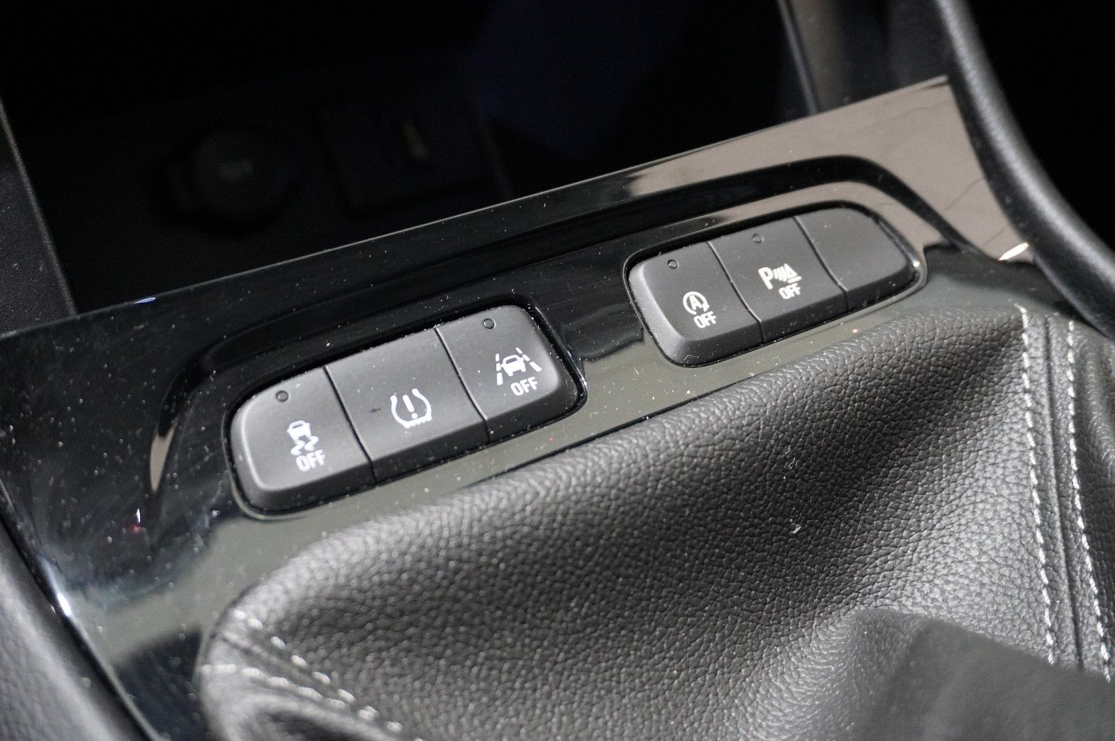 Fahrzeugabbildung Opel Grandland (X) 1.5D BUSINESS NAVI/LED/KAMERA/DAB+