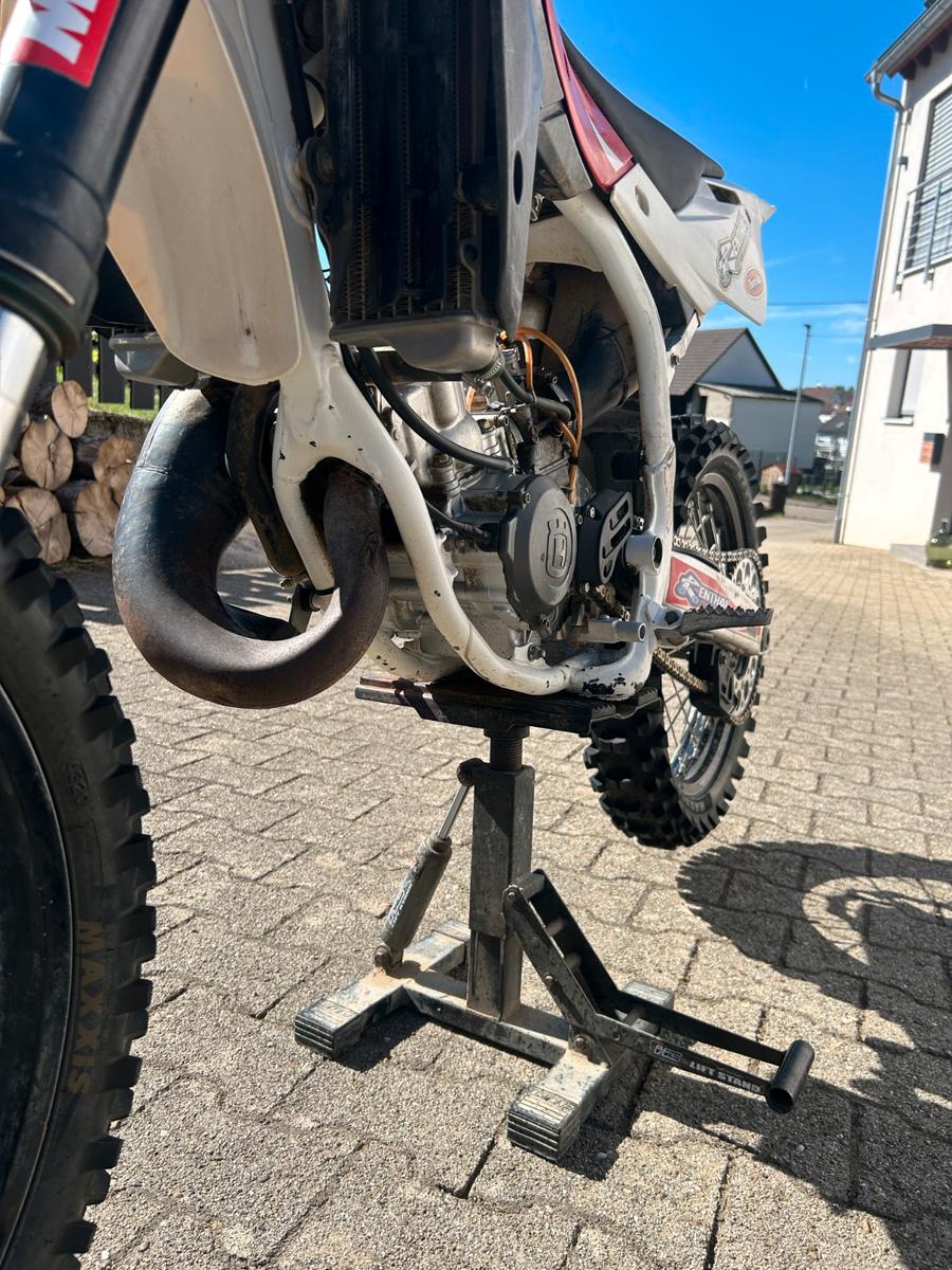 Husqvarna  2009 — photo 8