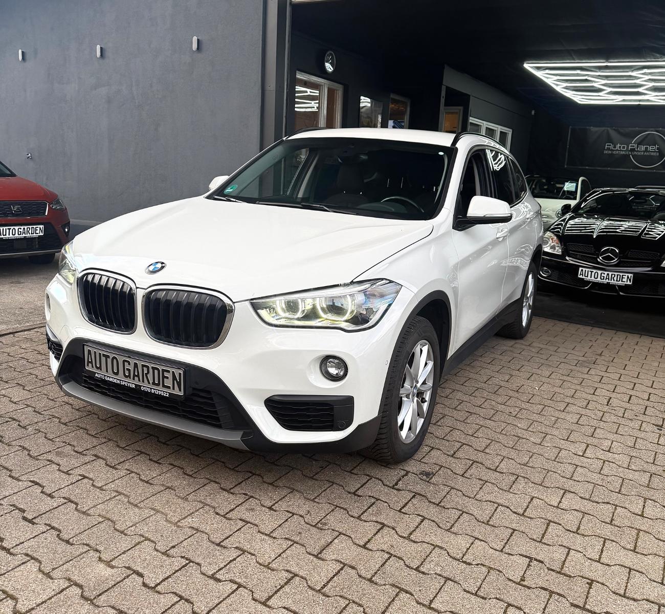 BMW X1 xDrive 20 d Advantage, LED-Scheinwerfer