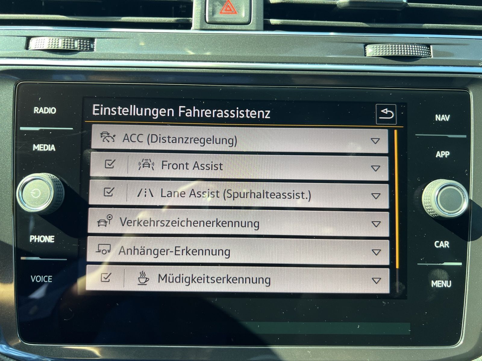 Volkswagen Tiguan Allspace R-Line 2.0 TDI DSG 4M Pano*Navi* foto 25