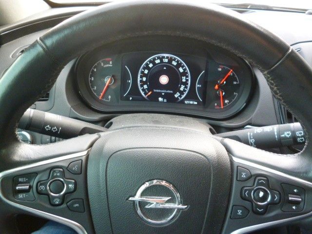 Insignia A Country Tourer Basis 4x4
