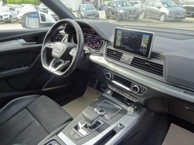 Fahrzeugabbildung Audi Q5 quattro sport/S-Line/HUD/Pano/Navi/Matrix/2.H