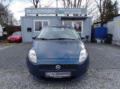 Fahrzeugabbildung Fiat Grande Punto 1.4 8V Dynamic TÜV-NEU / ZAHNRIEMEN