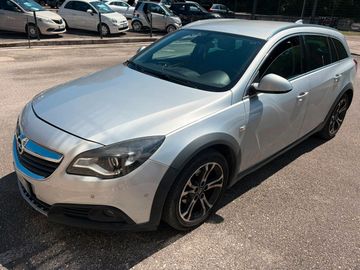 Opel Insignia - 1